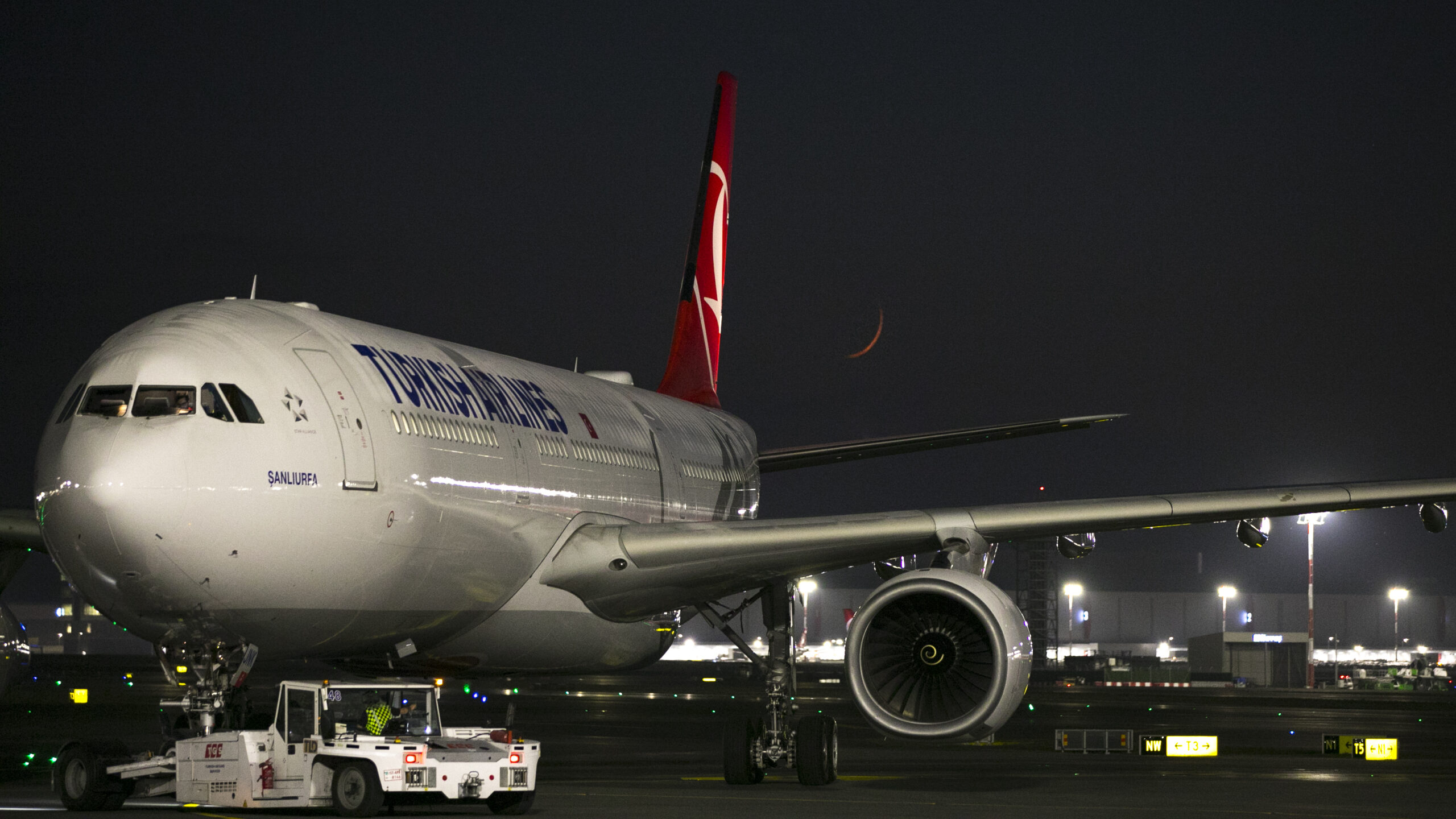 Türk Hava Yolları, “Gate to Gate” sistemiyle seyahatin her anında kesintisiz internet deneyimi sunuyor.