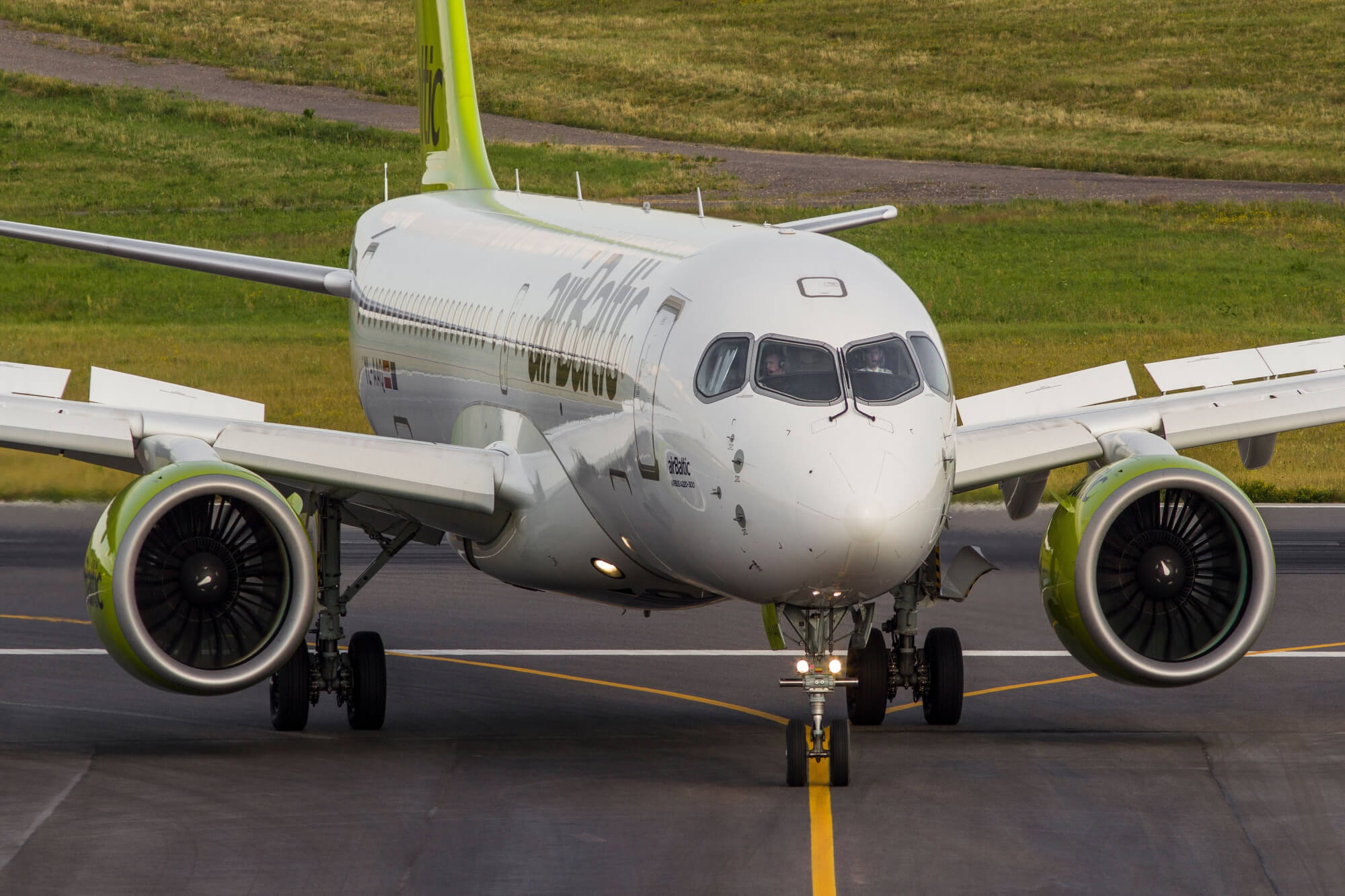 A220’de yere indirme kararı – AirBaltic