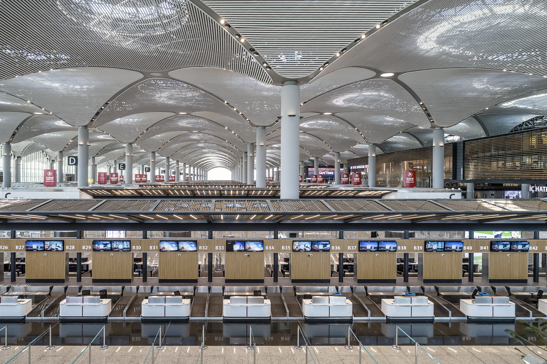 İstanbul Havalimanı, Avrupa’nın En Yoğunu Seçildi