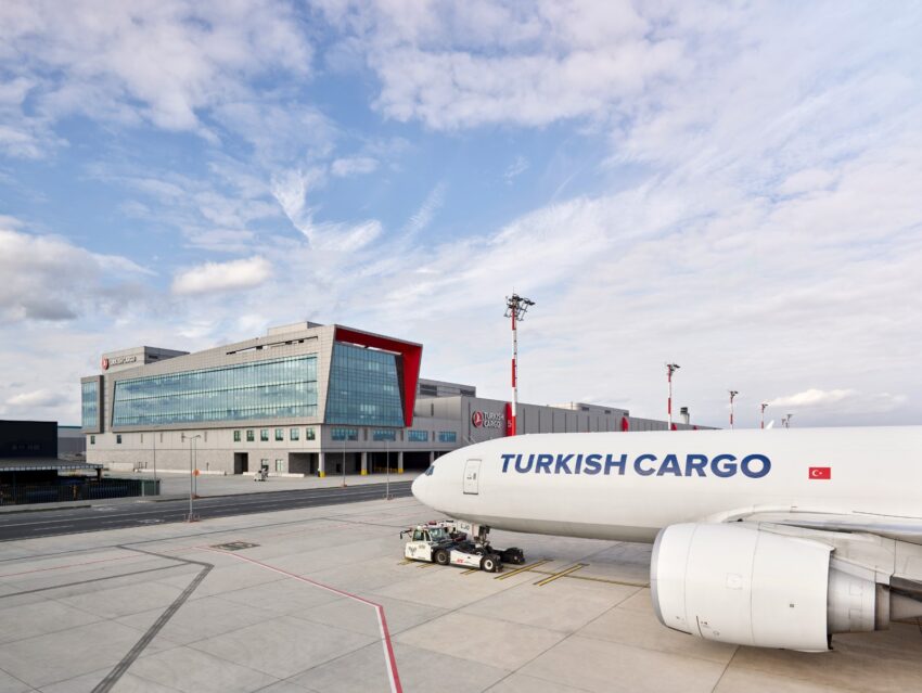 Turkish Cargo, TİM (Türkiye İhracatçılar Meclisi) ile iş birliği anlaşmasını yeniledi  