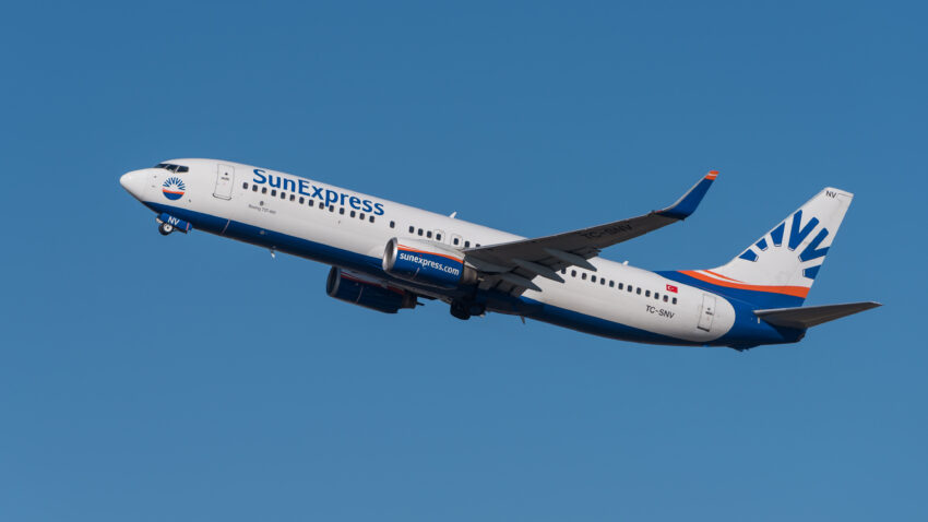 SunExpress 2 Eylül 2024’teki Ercan-İzmir Uçuşu Teknik Arıza Nedeniyle Geri Döndü, Yeniden Planlandı