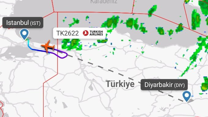 THY’nin İstanbul – Diyarbakır Uçağı Geri Döndü