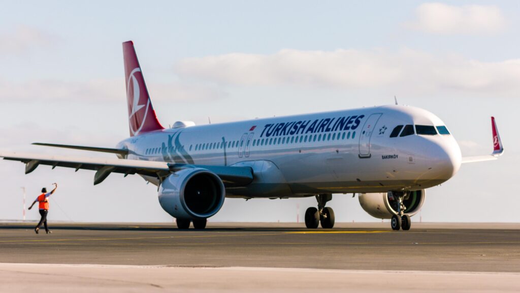 Rus Jimnastik Takımı THY Seferiyle Şampiyonaya Yetişti - HavaSosyalMedya